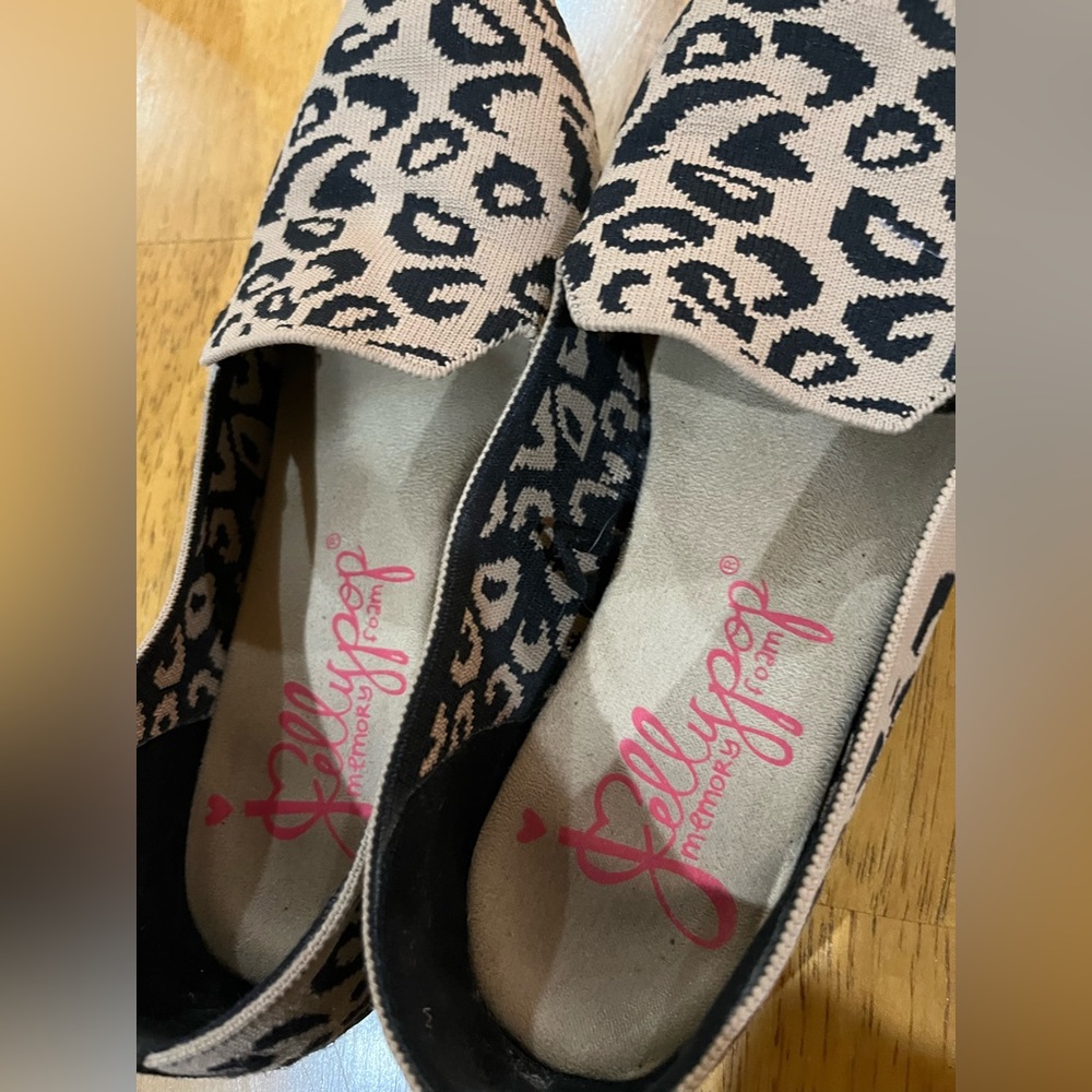Leopard Print Flats - Picture 4 of 6